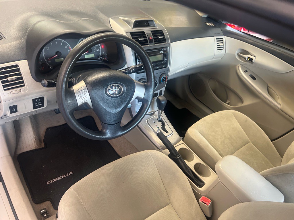 2012 Toyota Corolla Image 5