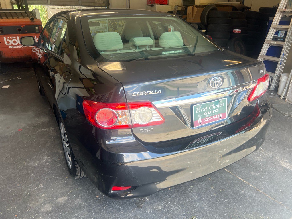 2012 Toyota Corolla Image 8
