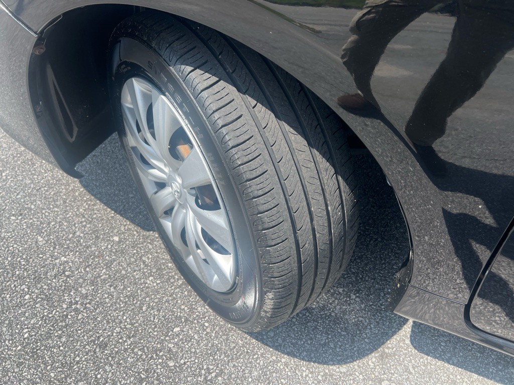 2012 Toyota Corolla Image 11