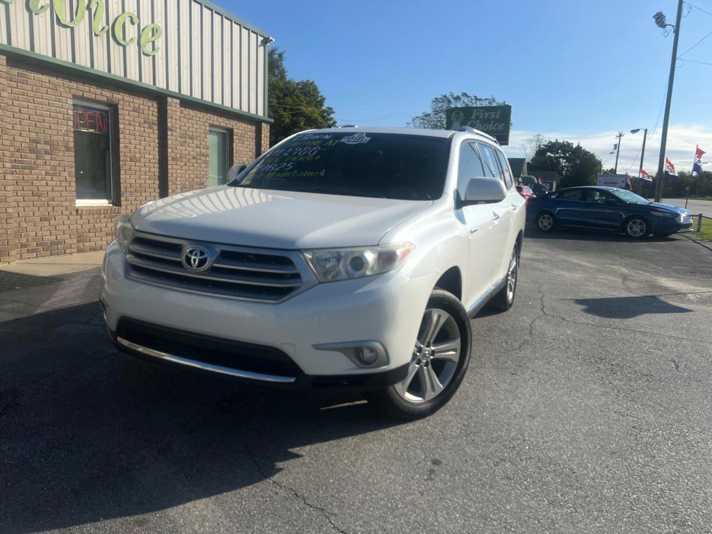 2013 Toyota Highlander Image 2