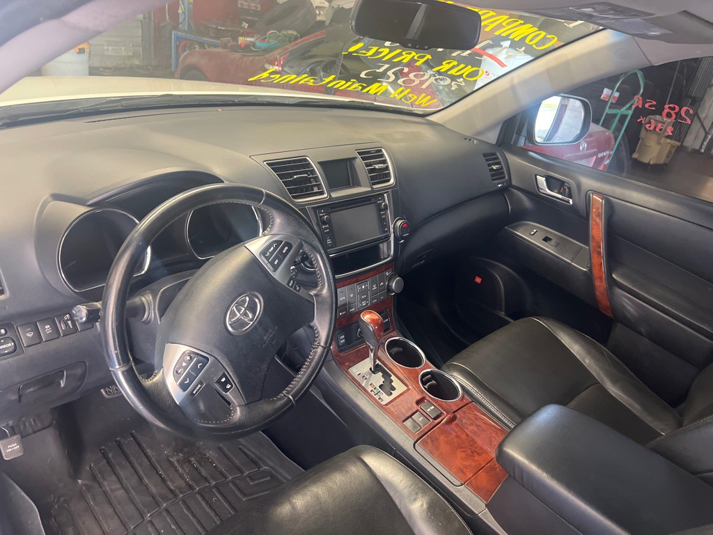2013 Toyota Highlander Image 5