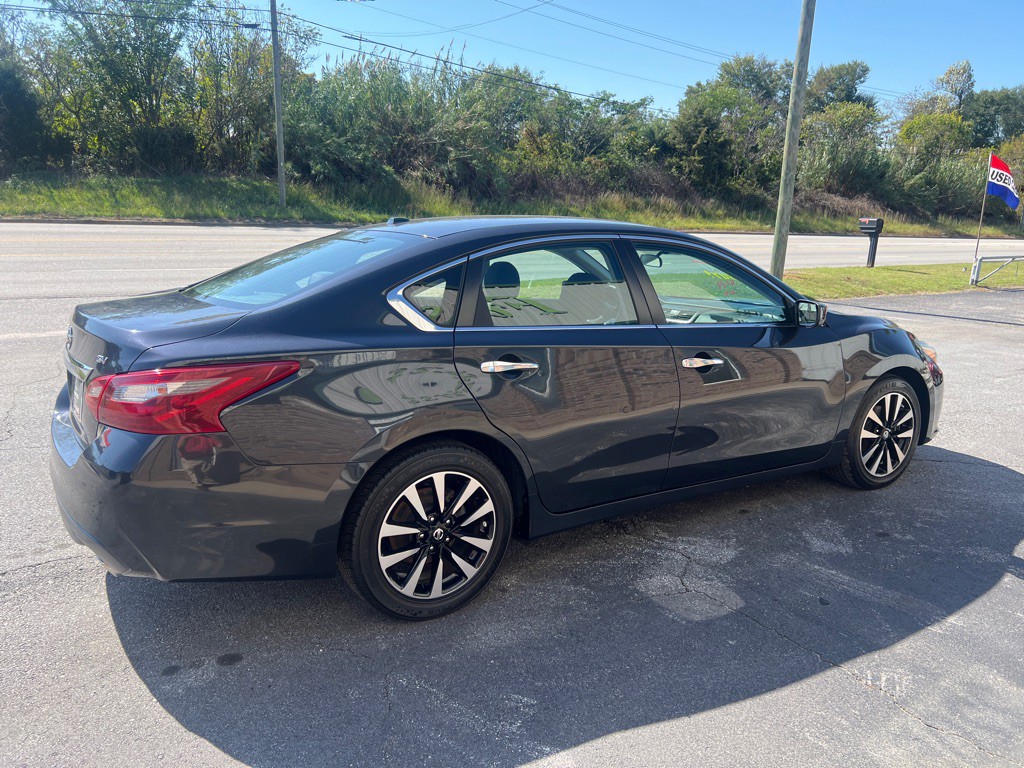 2018 Nissan Altima Image 3