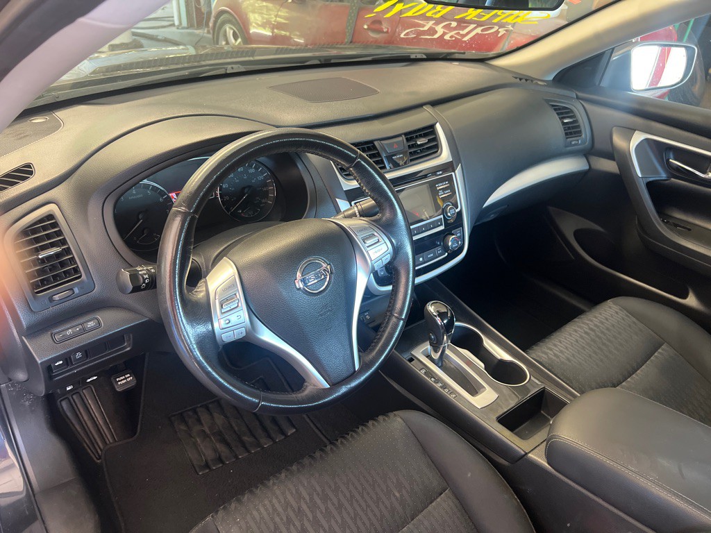 2018 Nissan Altima Image 5