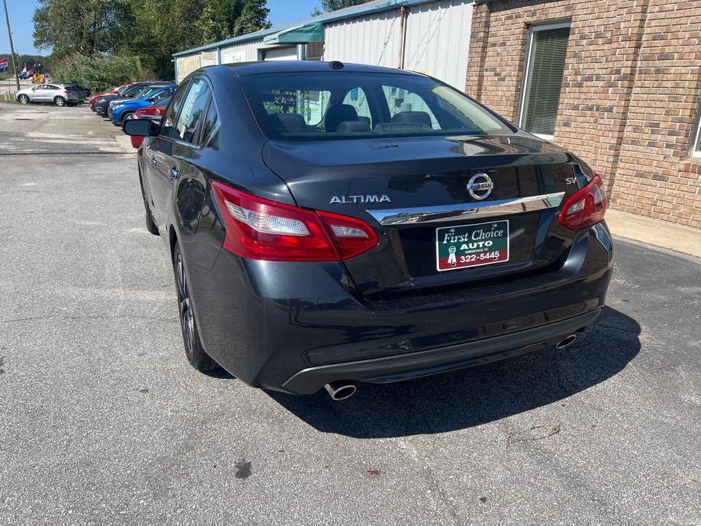 2018 Nissan Altima Image 9