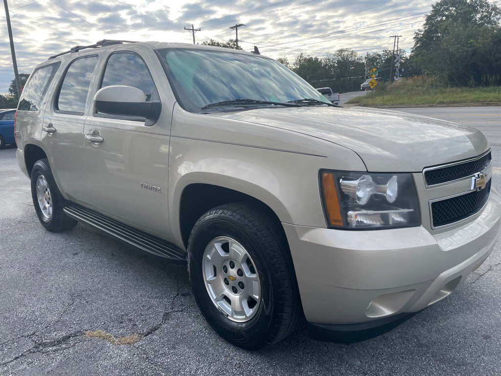 2010 Chevrolet Tahoe Image 4