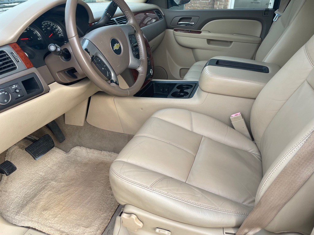 2010 Chevrolet Tahoe Image 19