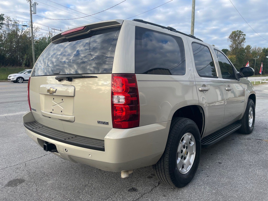 2010 Chevrolet Tahoe Image 24