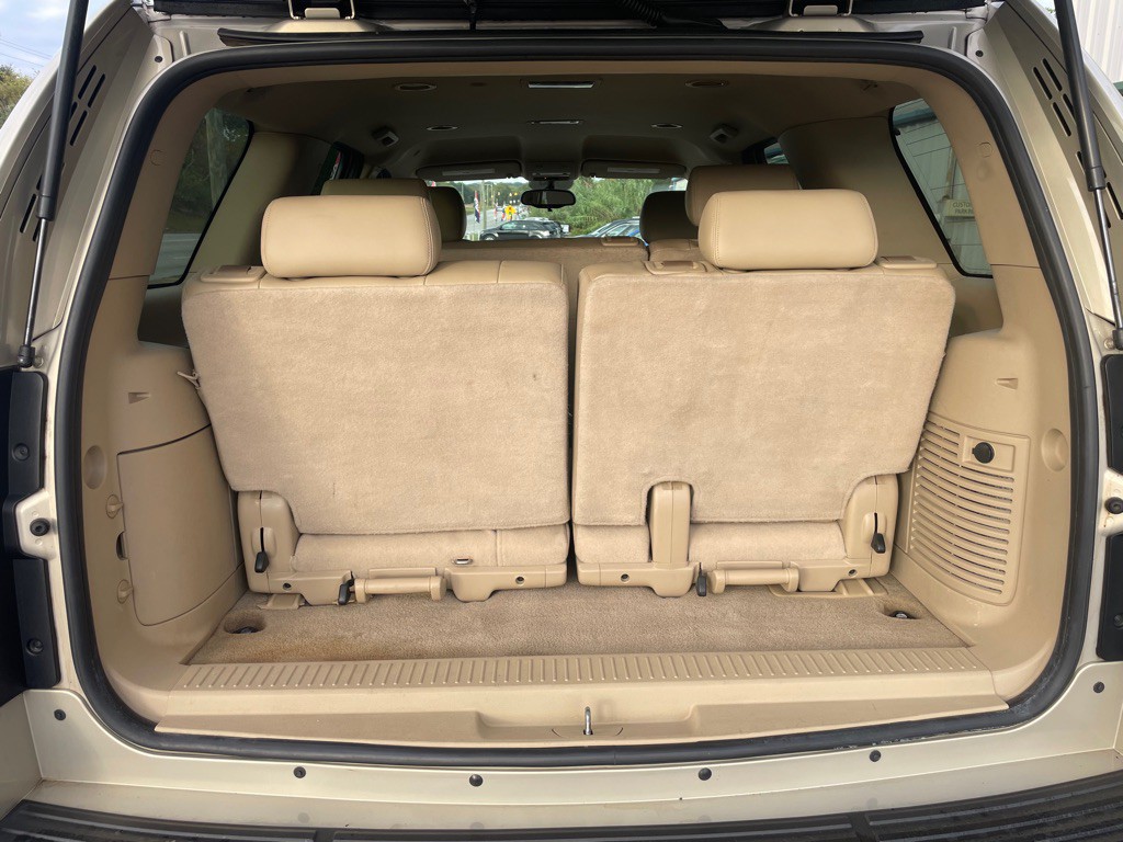 2010 Chevrolet Tahoe Image 25