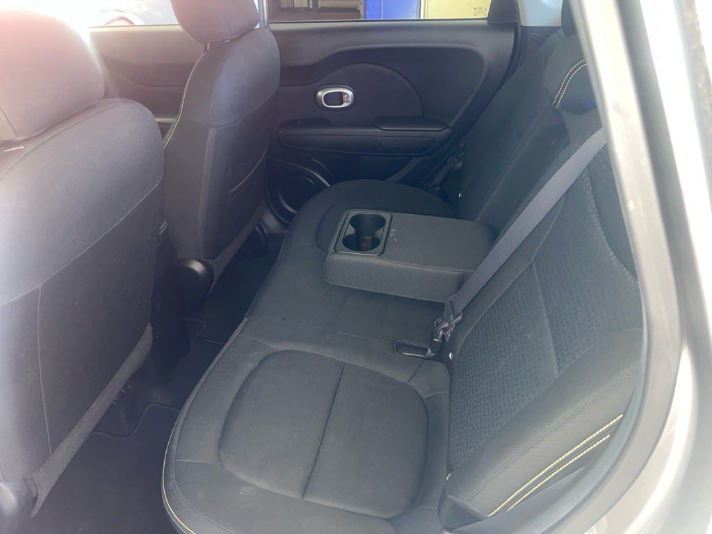 2016 Kia Soul Image 8