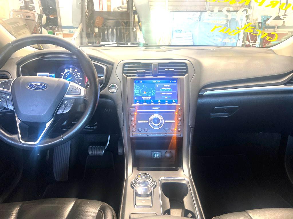 2020 Ford Fusion Image 7