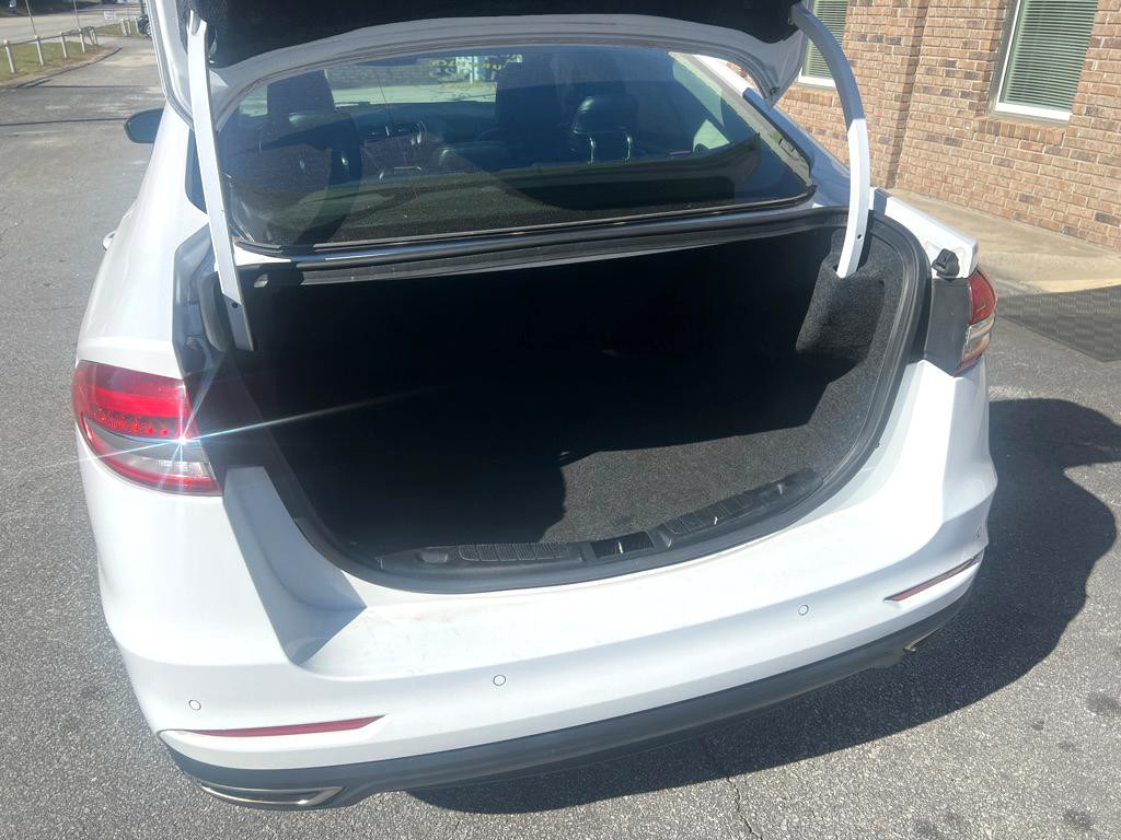 2020 Ford Fusion Image 13