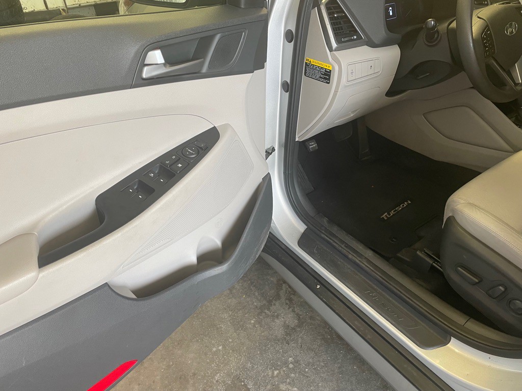 2017 Hyundai Tucson Image 5