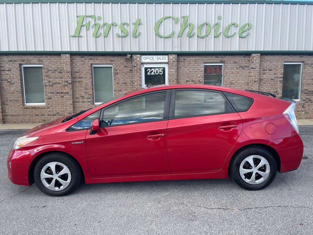 2013 Toyota Prius Image 1