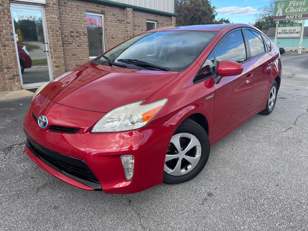 2013 Toyota Prius Image 2