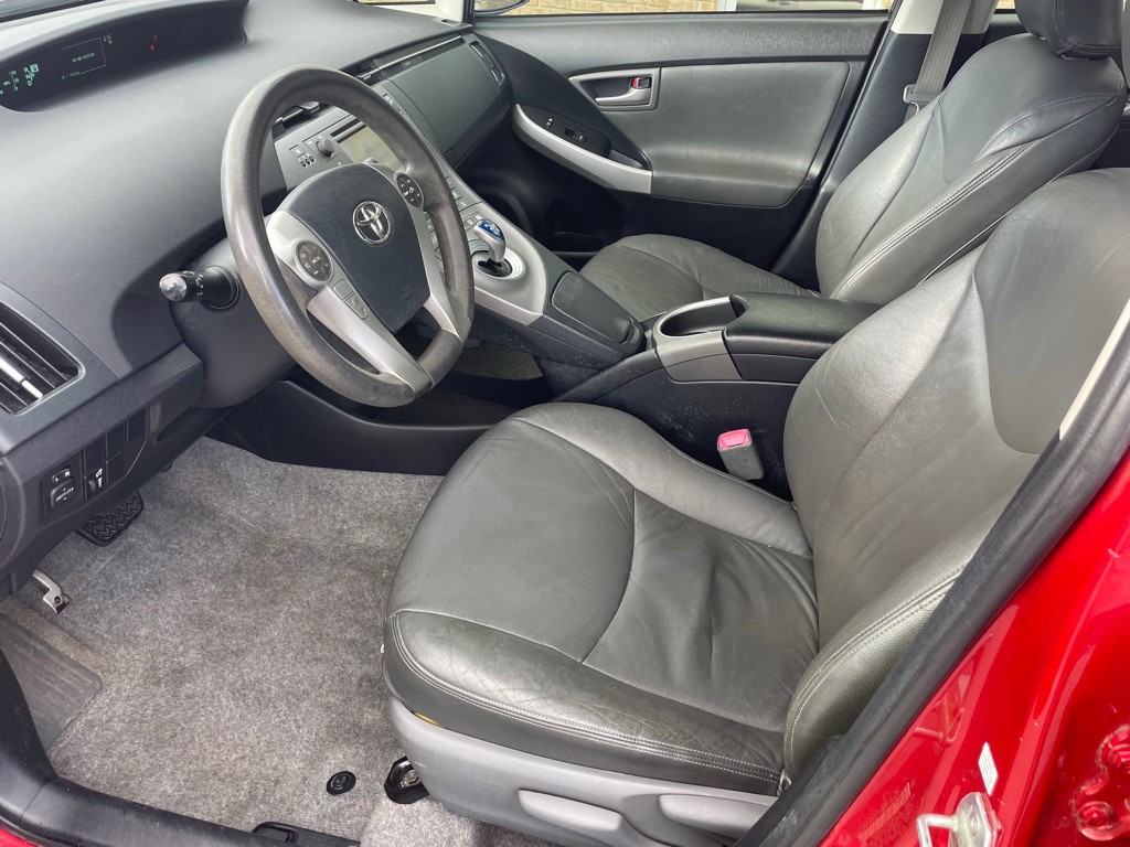 2013 Toyota Prius Image 6
