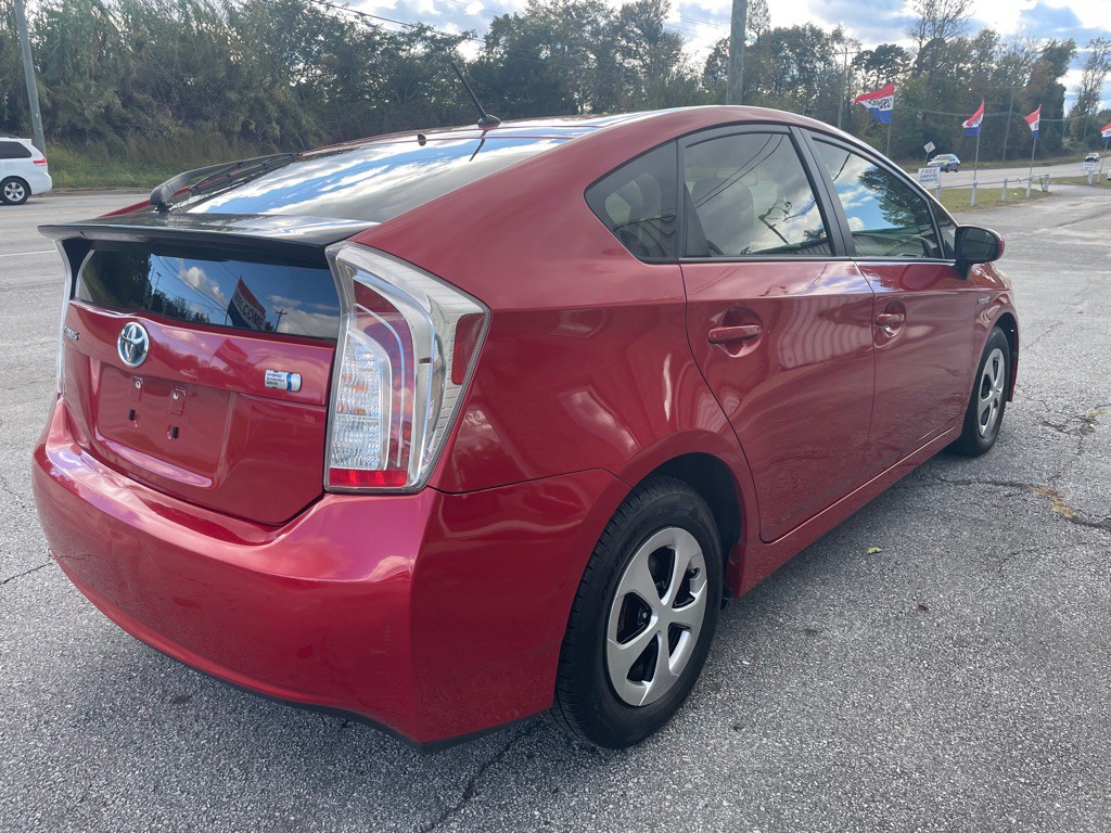 2013 Toyota Prius Image 10