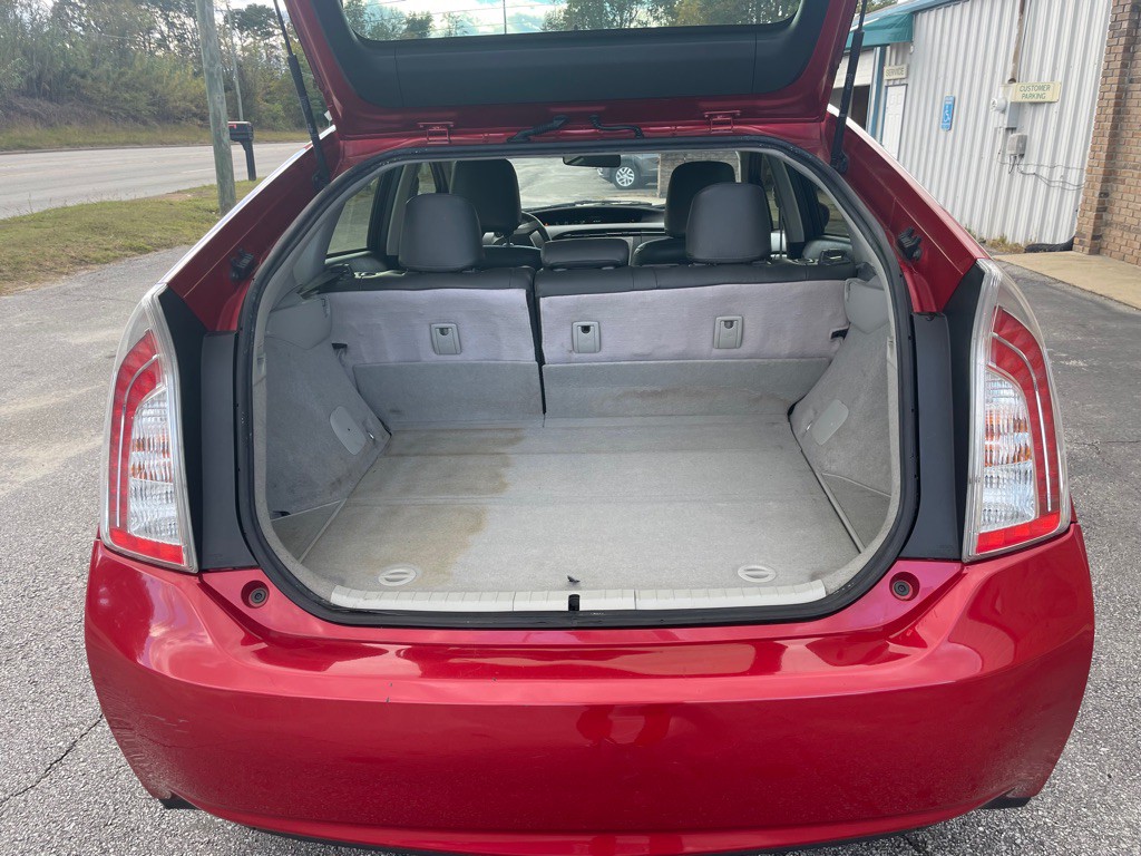 2013 Toyota Prius Image 11