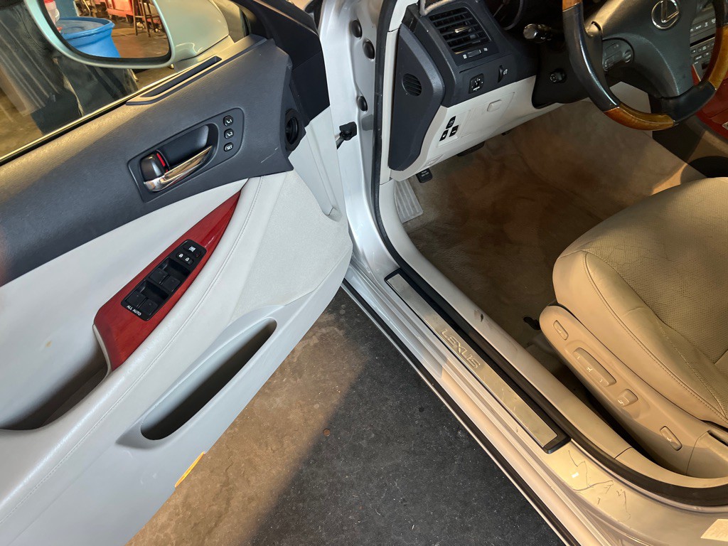 2007 Lexus ES 350 Image 4