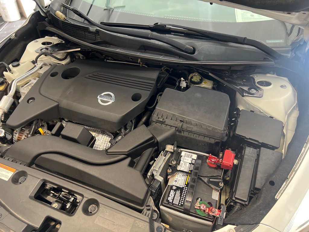 2013 Nissan Altima Image 13