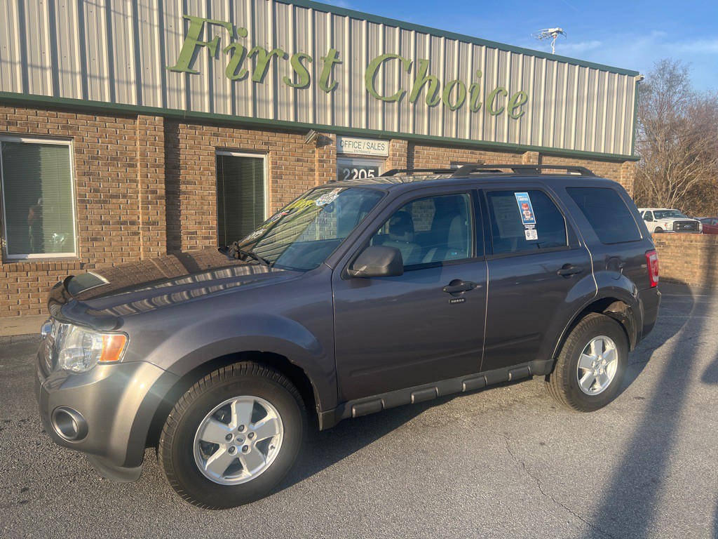 2011 Ford Escape Image 1