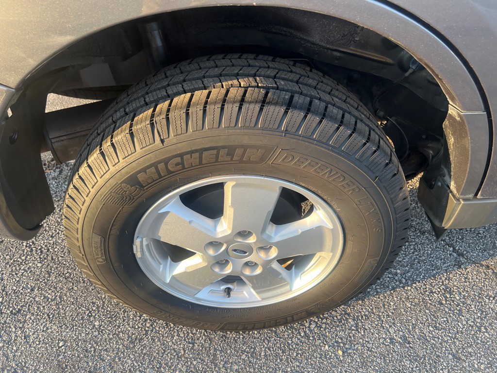 2011 Ford Escape Image 11
