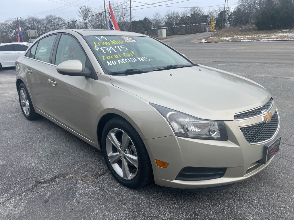2014 Chevrolet Cruze Image 4