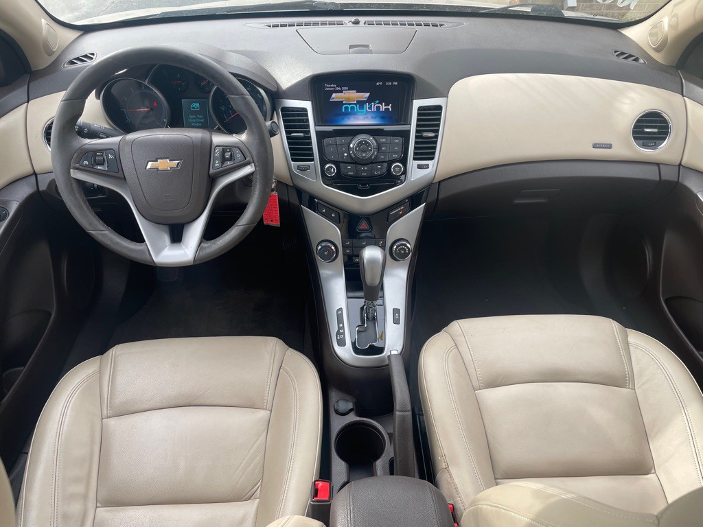 2014 Chevrolet Cruze Image 7