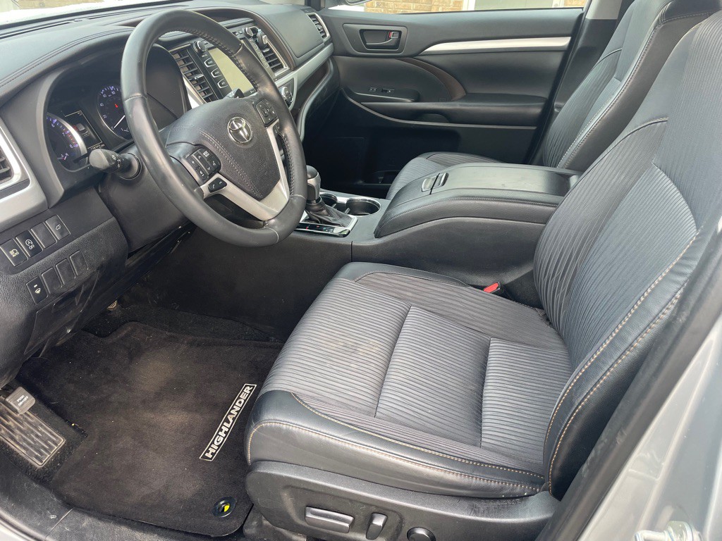 2019 Toyota Highlander Image 6
