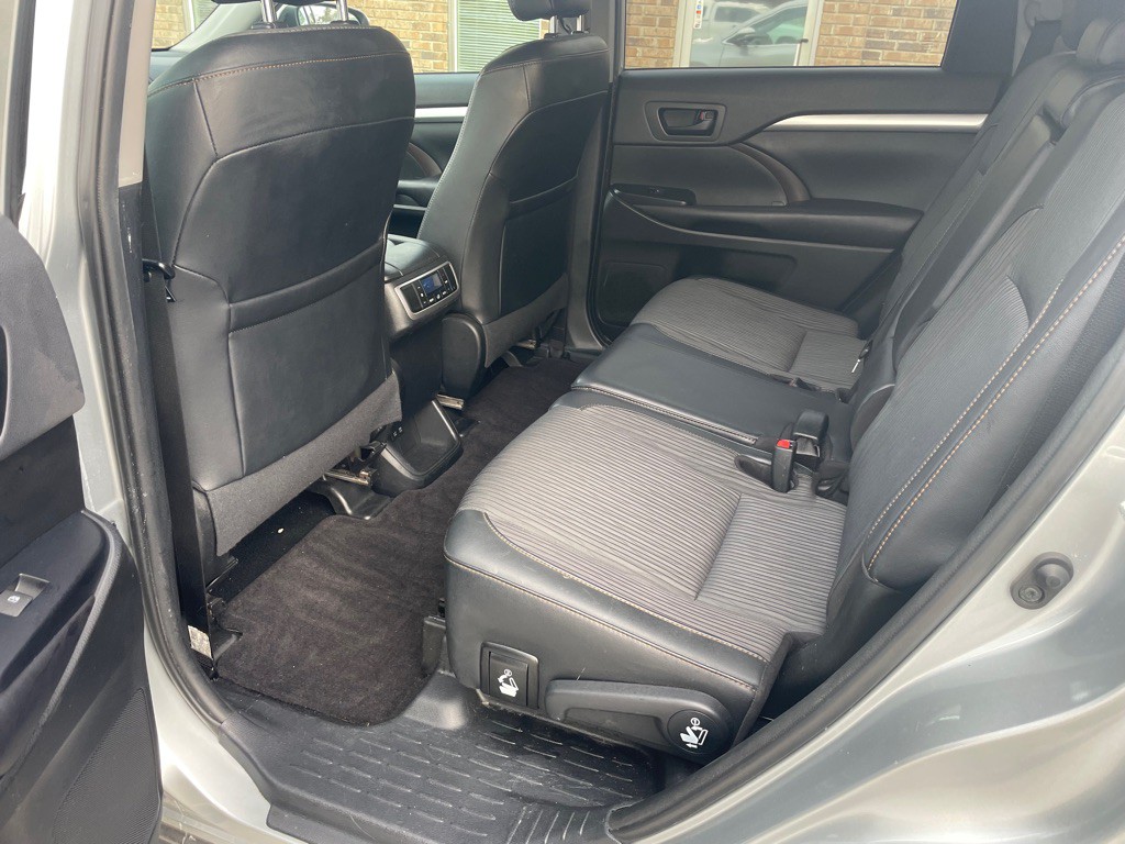 2019 Toyota Highlander Image 9