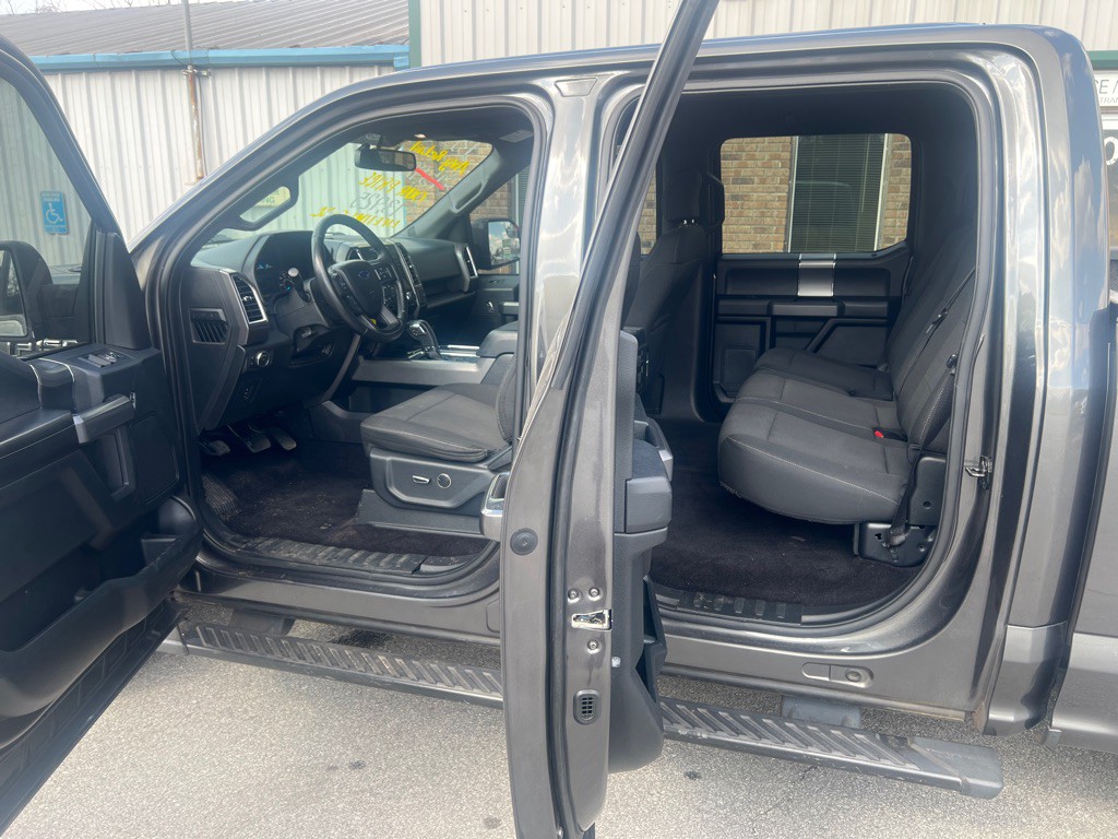 2015 Ford F-150 Image 9