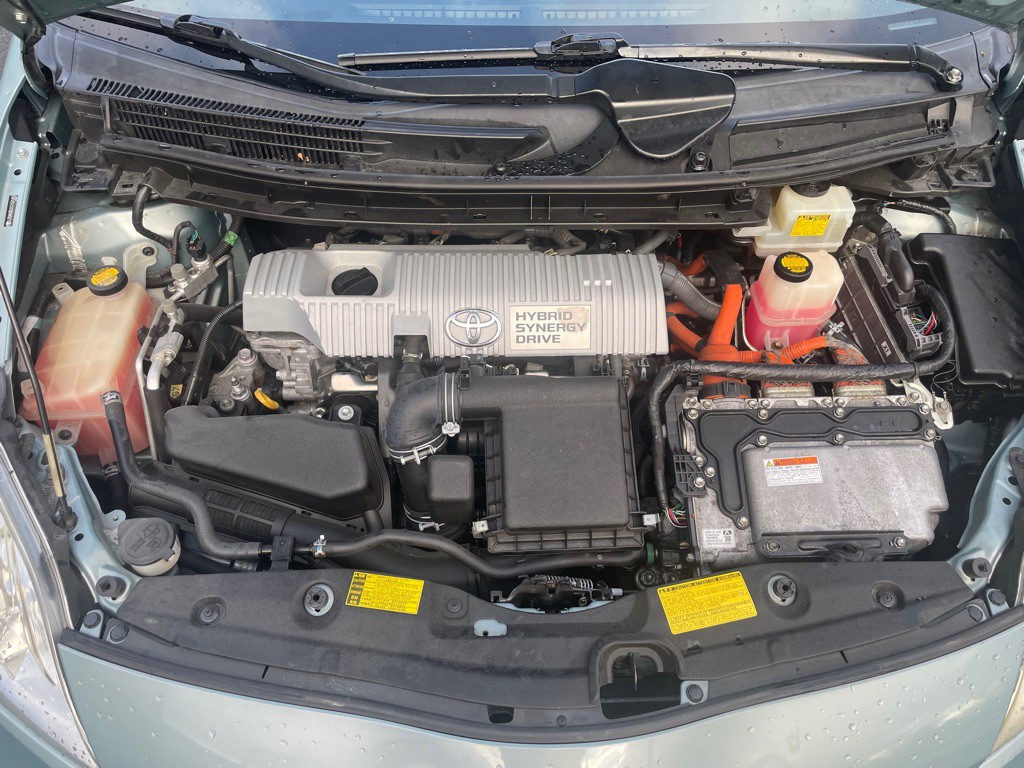 2012 Toyota Prius Image 14