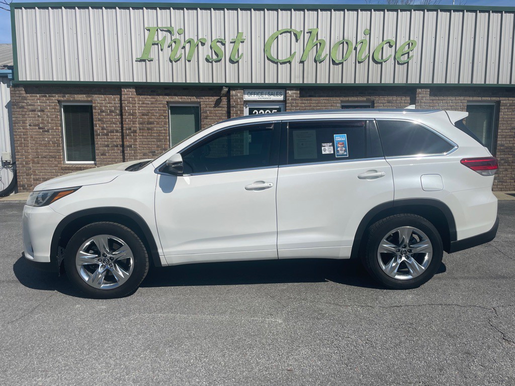 2018 Toyota Highlander Image 1