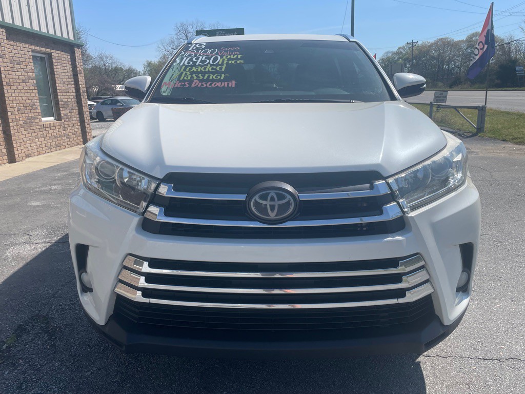 2018 Toyota Highlander Image 3