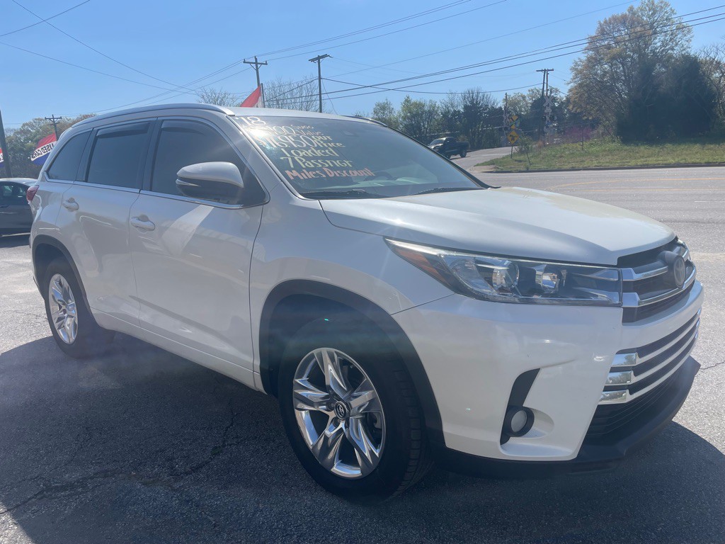 2018 Toyota Highlander Image 4