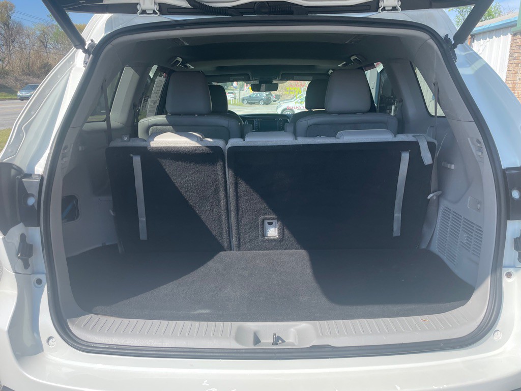 2018 Toyota Highlander Image 13