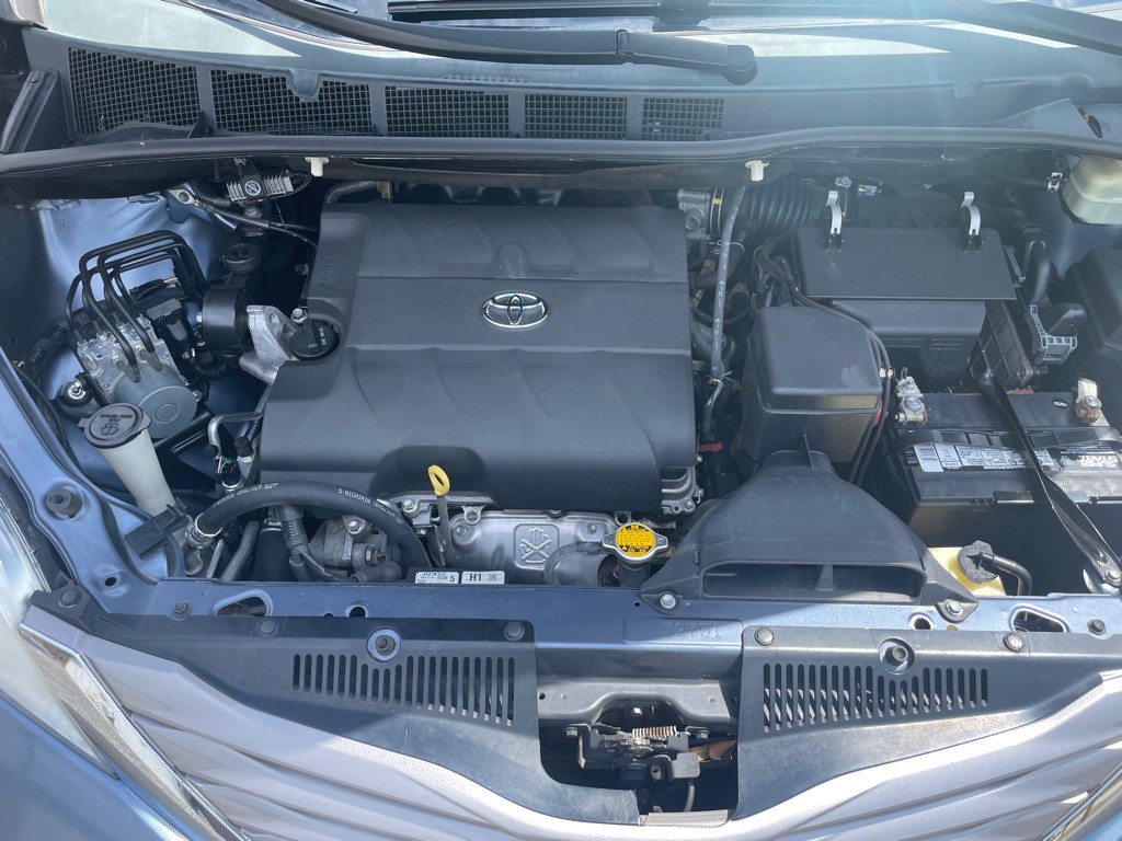 2018 Toyota Highlander Image 34