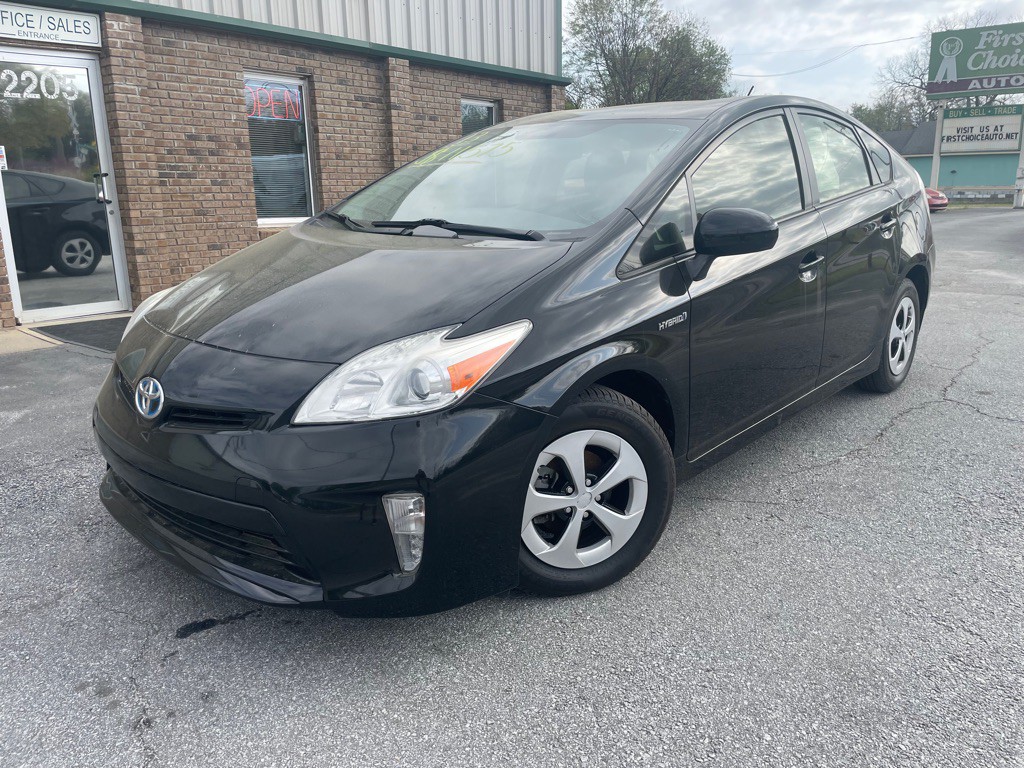 2013 Toyota Prius Image 2