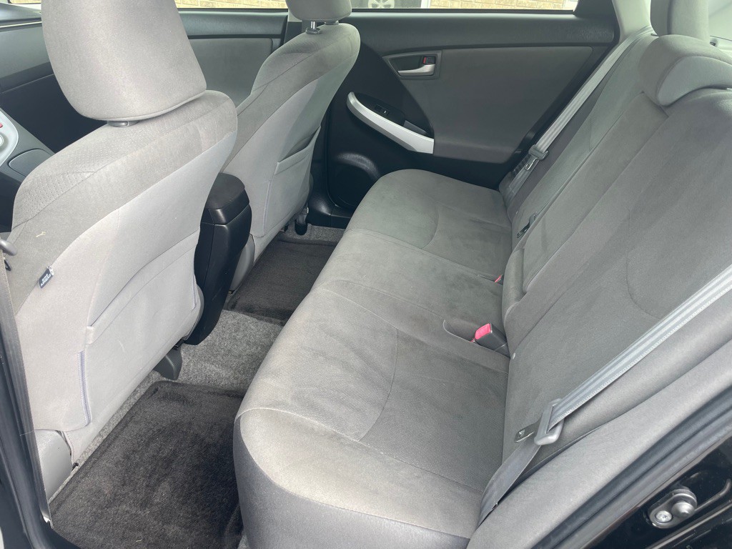 2013 Toyota Prius Image 9