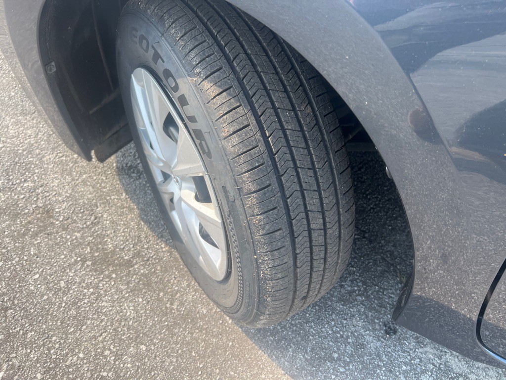 2015 Toyota Corolla Image 11