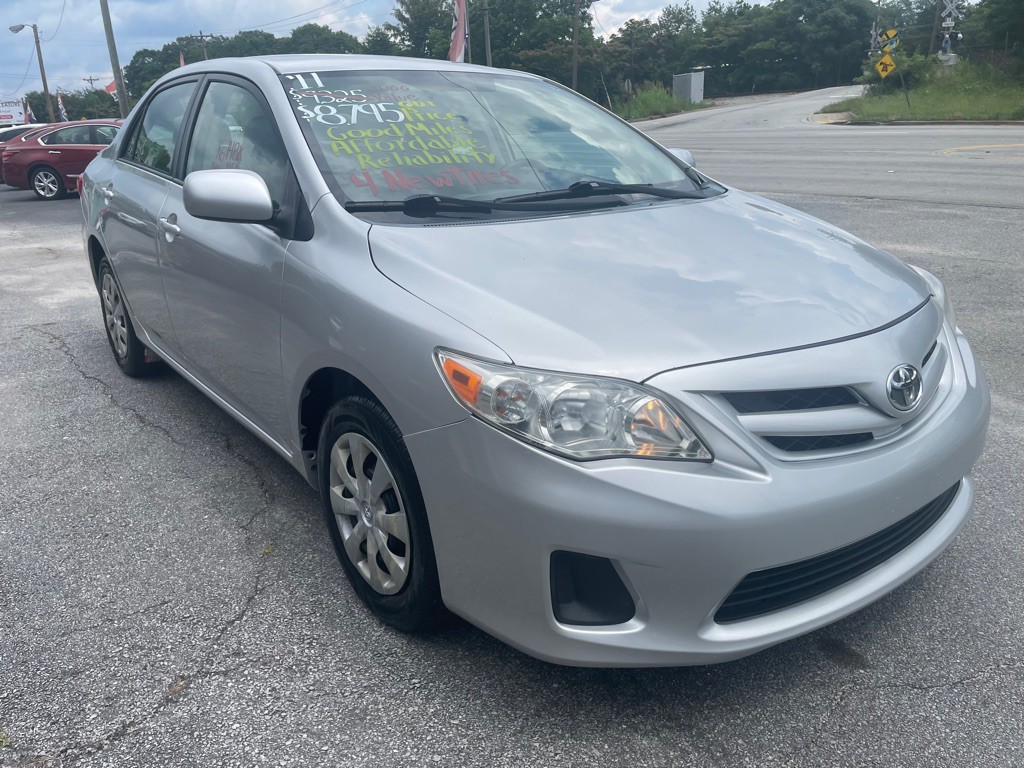 2011 Toyota Corolla Image 4
