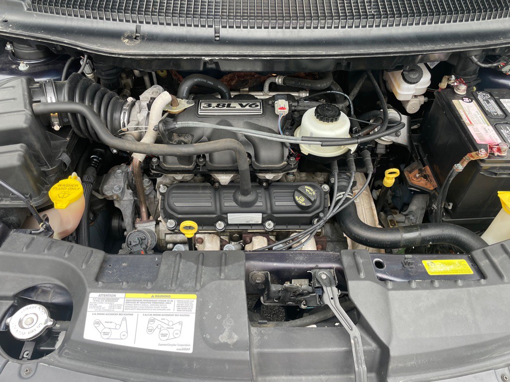 2007 Chrysler Town & Country Image 17