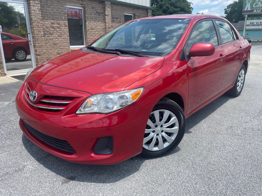 2013 Toyota Corolla Image 2