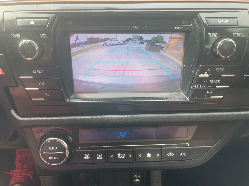 2016 Toyota Corolla Image 8