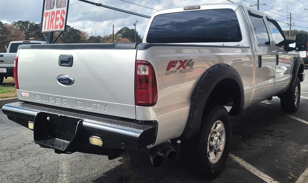 2010 Ford F-250 Image 6