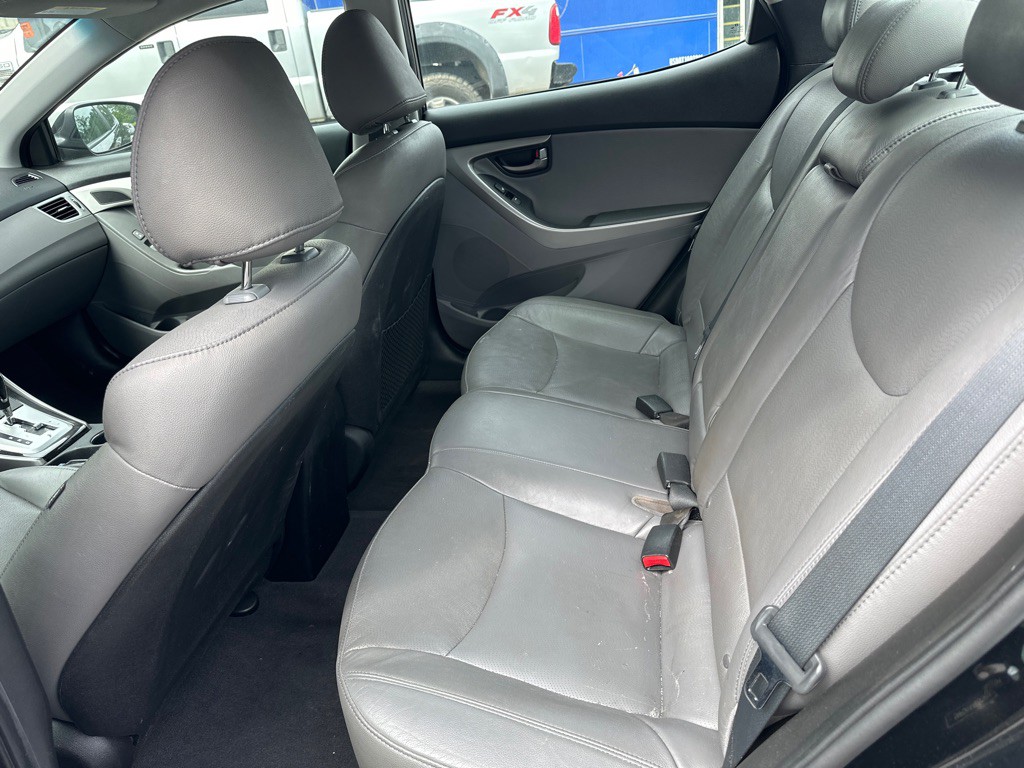 2012 Hyundai Elantra Image 14