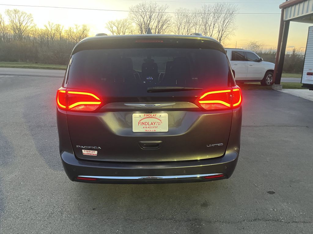 2020 Chrysler Pacifica Image 5