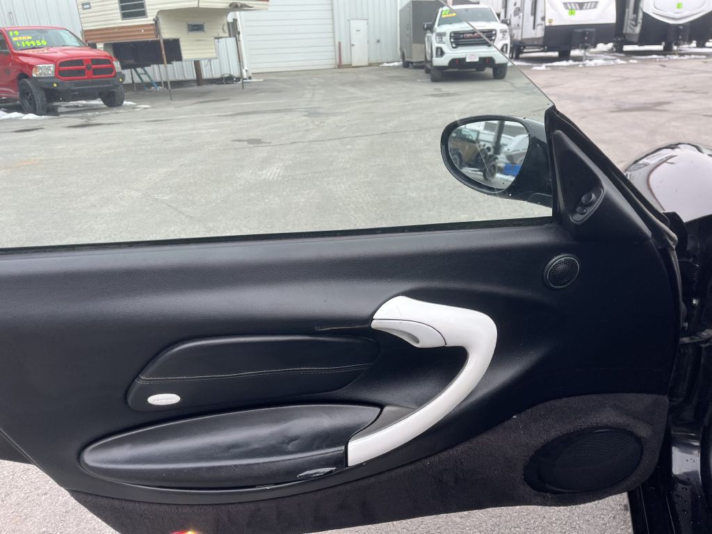 2000 Porsche 911 Image 13