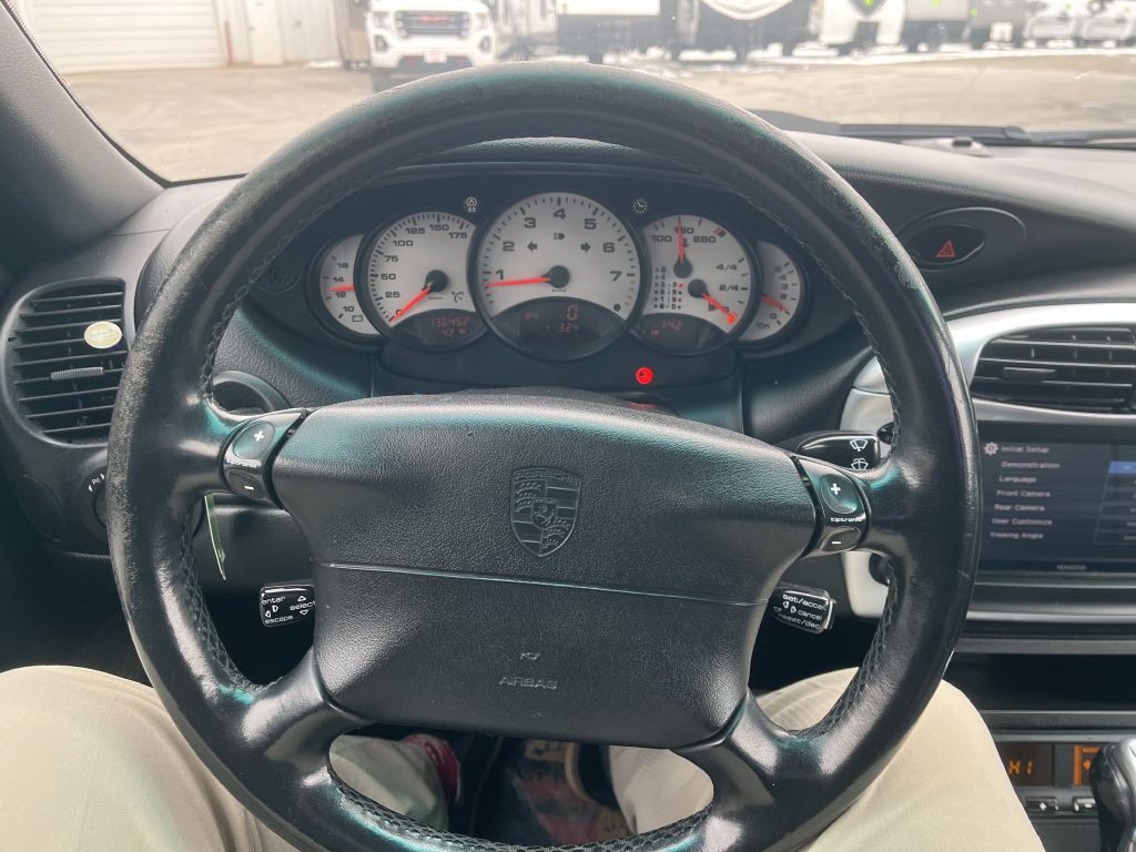 2000 Porsche 911 Image 19