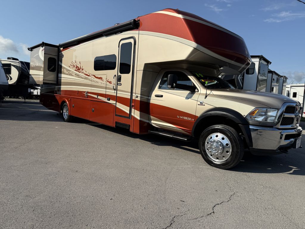 2019 RAM 5500 Image 8