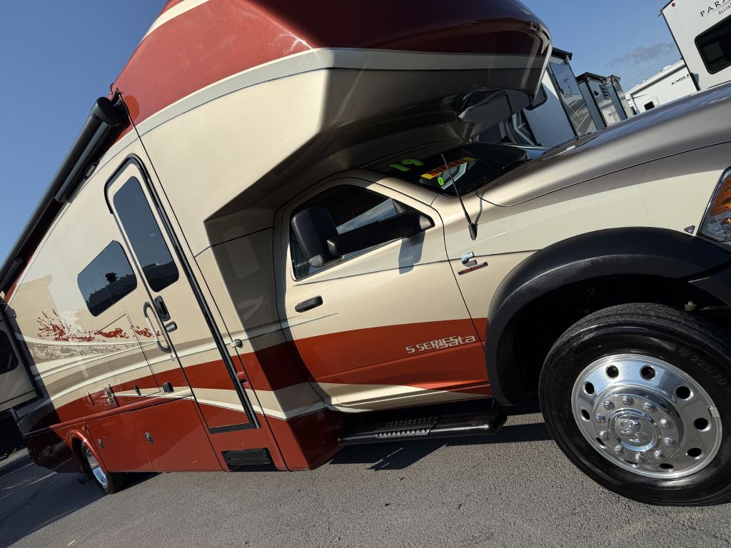 2019 RAM 5500 Image 36